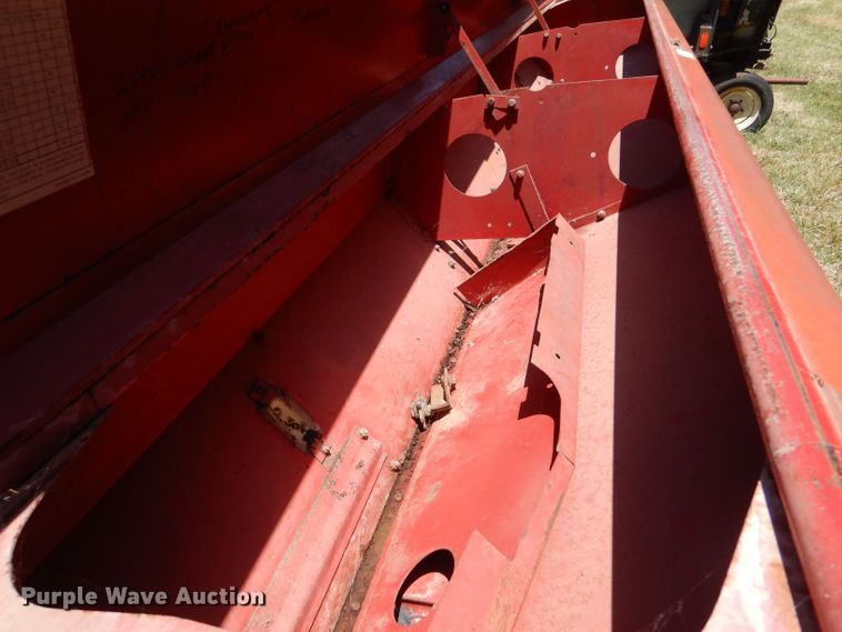 image for item LP9430 International 5100 Soybean Special  grain drill