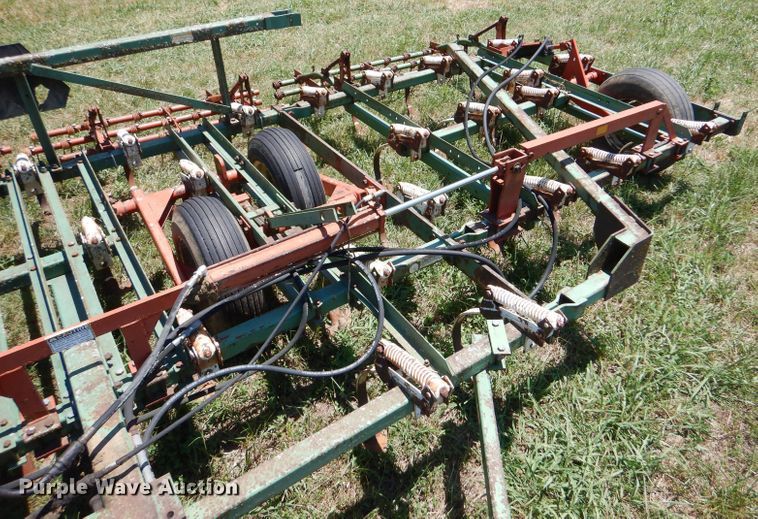 image for item LP9432 Glenco  field cultivator