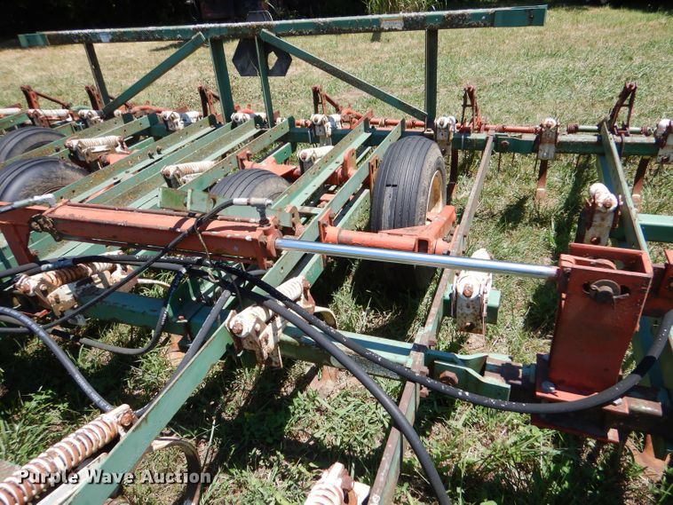 image for item LP9432 Glenco  field cultivator