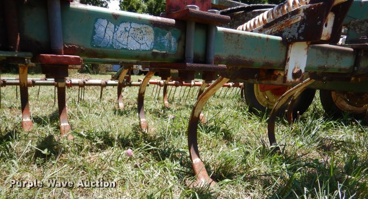 image for item LP9432 Glenco  field cultivator