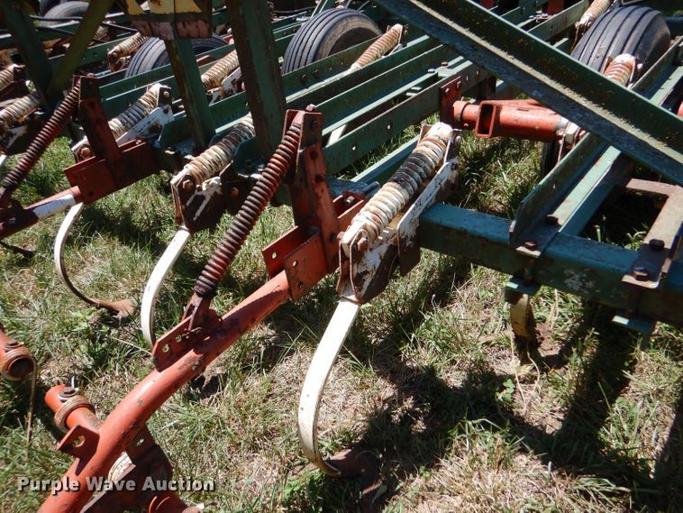 image for item LP9432 Glenco  field cultivator
