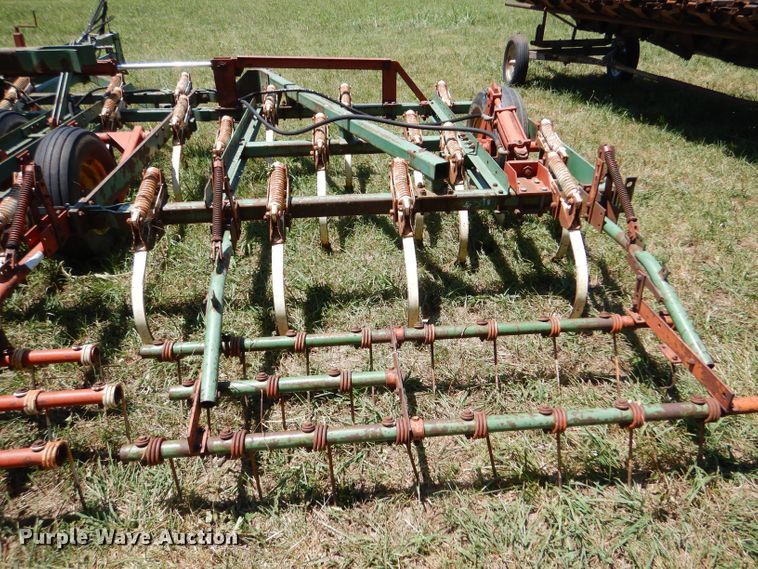 image for item LP9432 Glenco  field cultivator