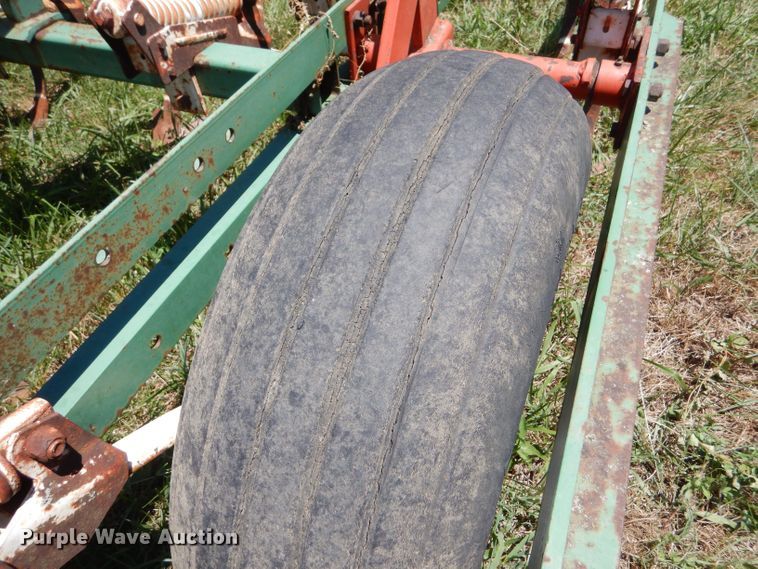 image for item LP9432 Glenco  field cultivator