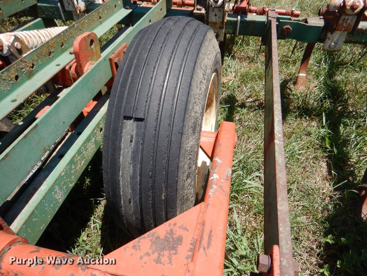 image for item LP9432 Glenco  field cultivator