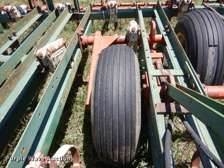 image for item LP9432 Glenco  field cultivator