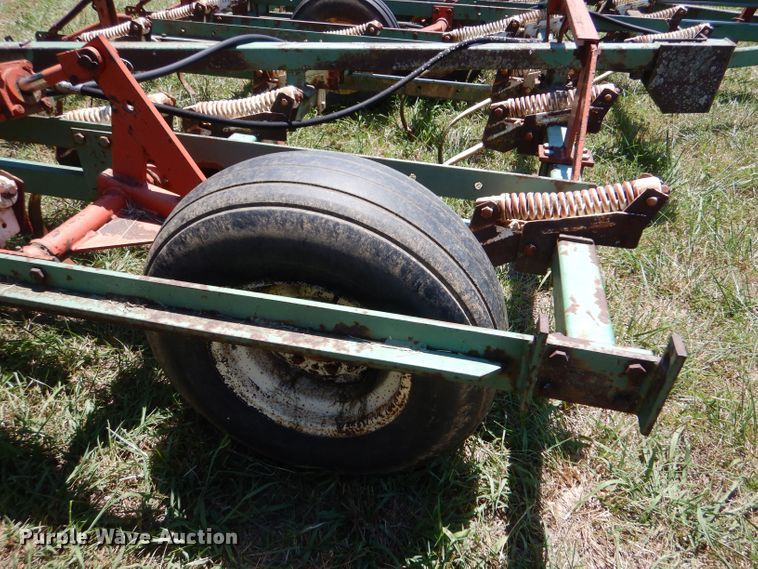 image for item LP9432 Glenco  field cultivator