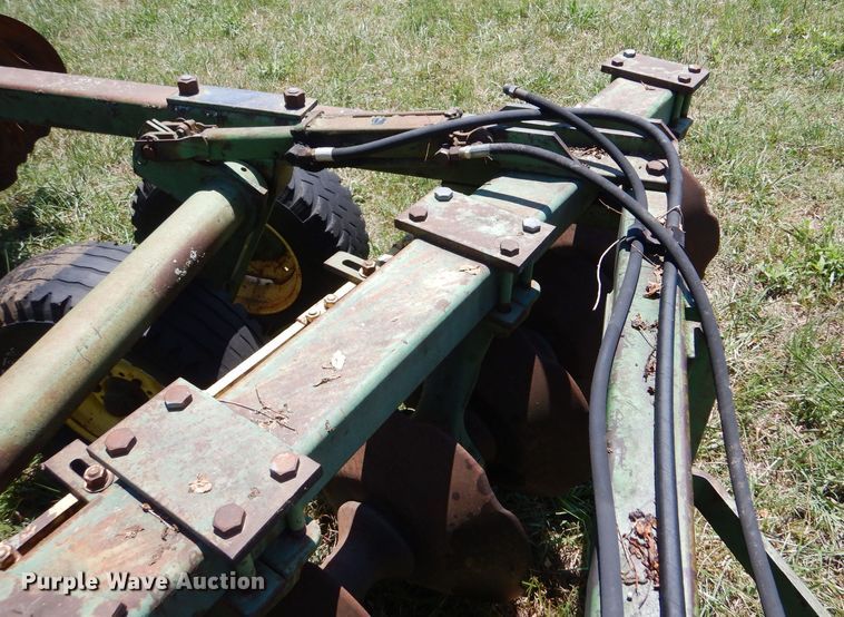 image for item LP9433 John Deere  tandem disk
