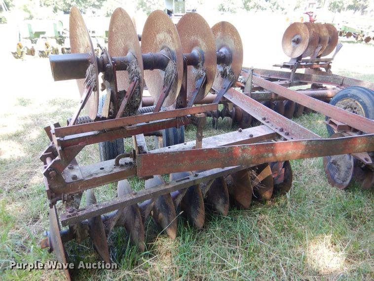 image for item LP9434 International  tandem disk