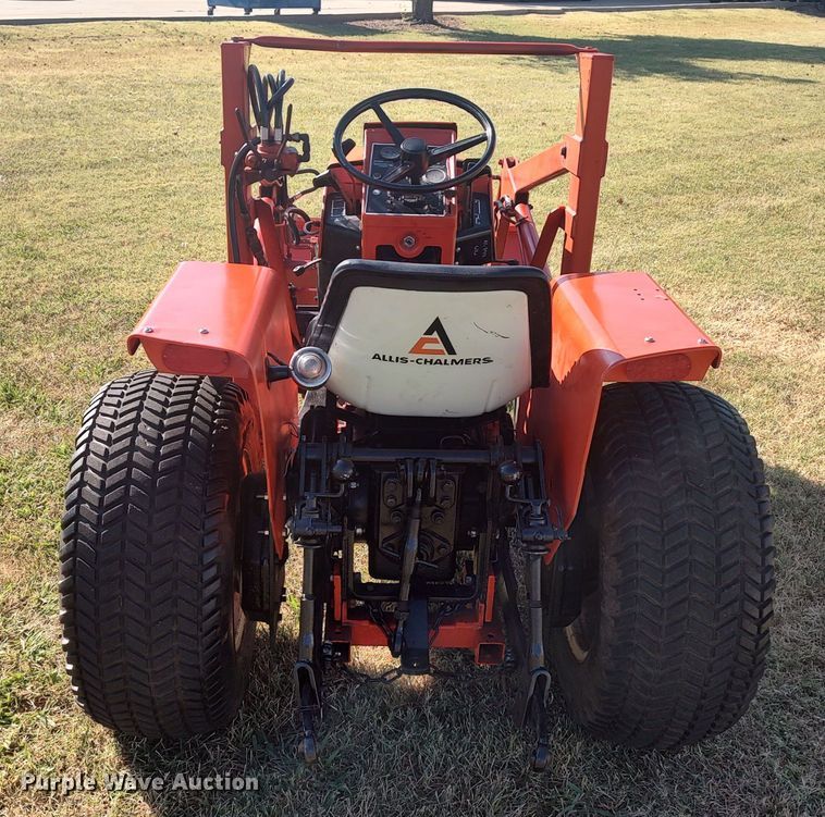 image for item LU9223 Allis Chalmers 720  tractor