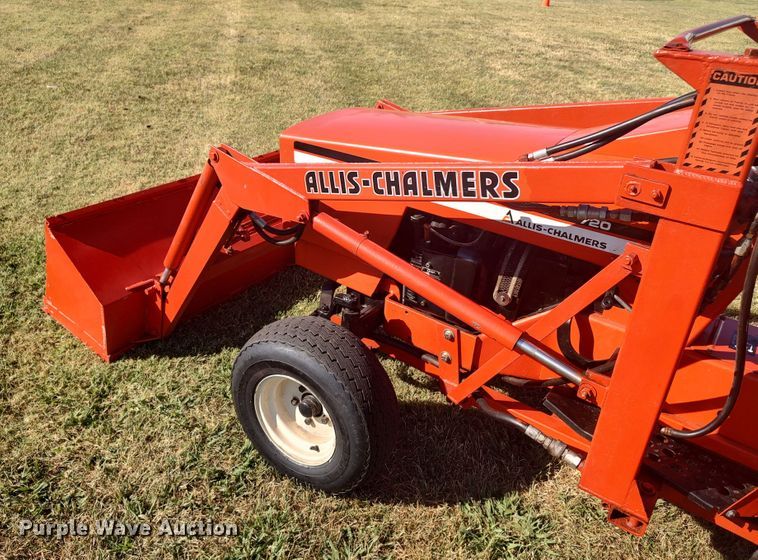 image for item LU9223 Allis Chalmers 720  tractor