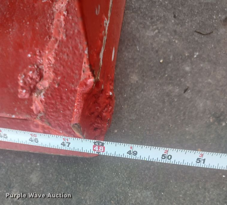 image for item LU9223 Allis Chalmers 720  tractor