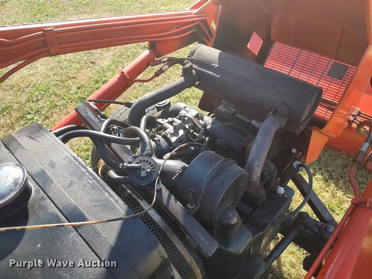 image for item LU9223 Allis Chalmers 720  tractor