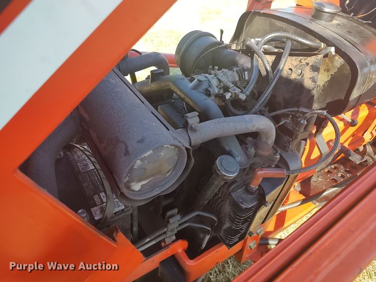 image for item LU9223 Allis Chalmers 720  tractor