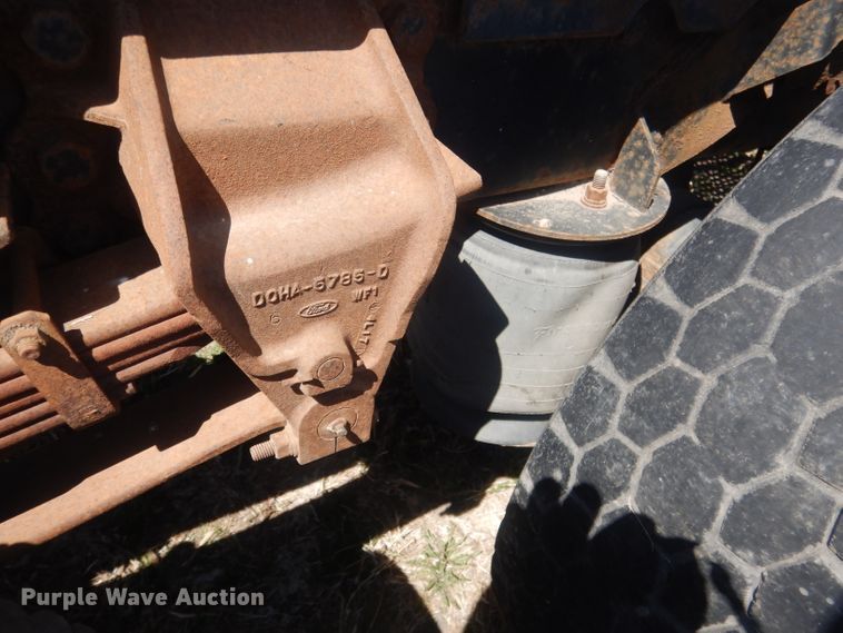 image for item DJ1257 1986 Ford LN9000  semi truck