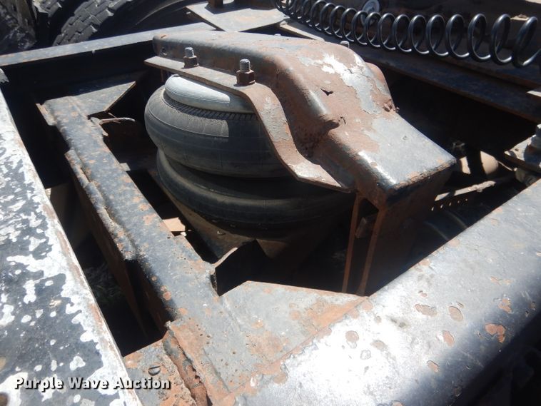 image for item DJ1257 1986 Ford LN9000  semi truck