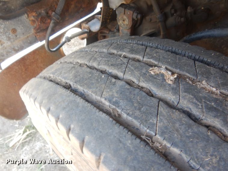 image for item DJ1257 1986 Ford LN9000  semi truck