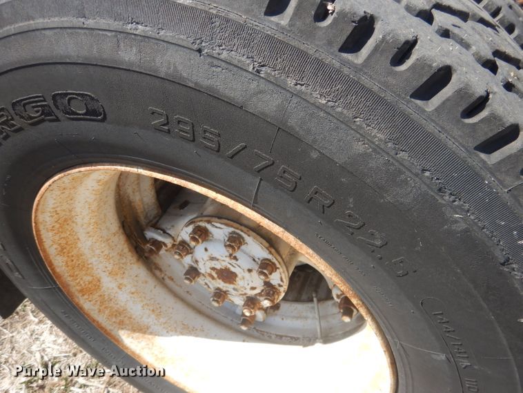 image for item DJ1257 1986 Ford LN9000  semi truck