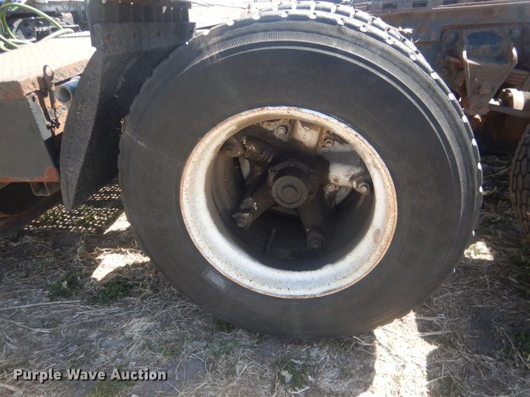 image for item DJ1257 1986 Ford LN9000  semi truck