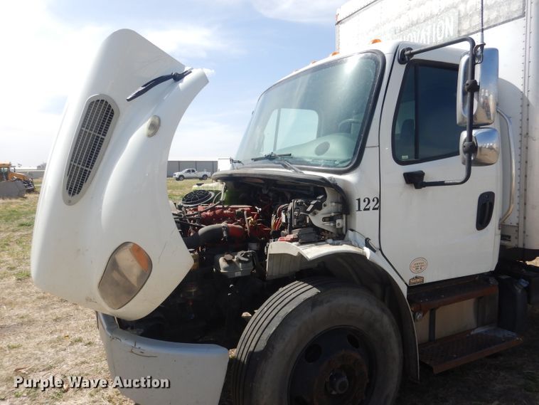 image for item DJ1312 2015 Freightliner Business Class M2  box truck