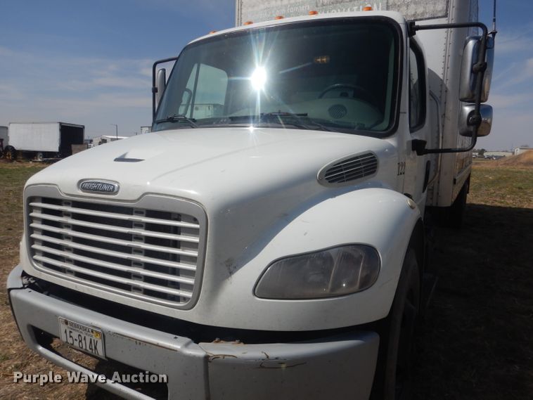 image for item DJ1312 2015 Freightliner Business Class M2  box truck