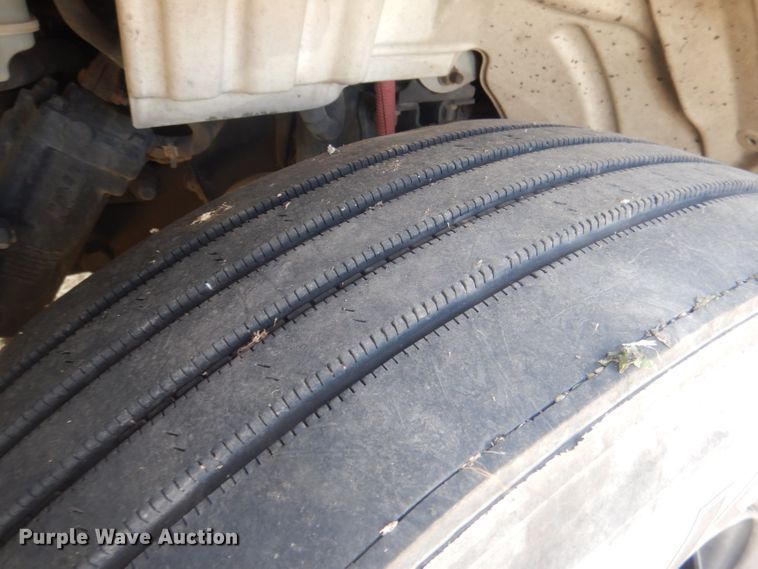 image for item DJ1312 2015 Freightliner Business Class M2  box truck