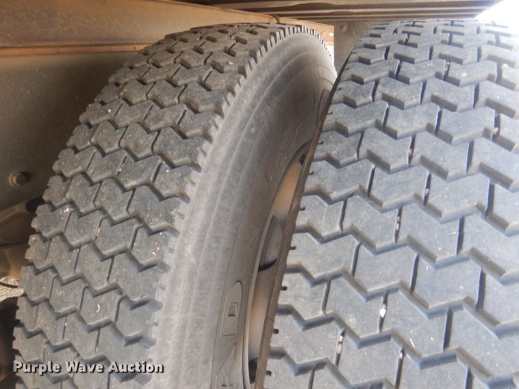 image for item DJ1312 2015 Freightliner Business Class M2  box truck