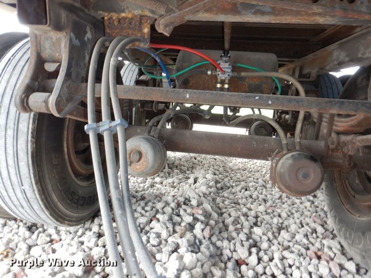 image for item DM2326 1998 Trailmobile Inc. 01AA-1UAL  dry van trailer