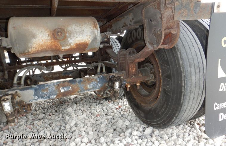 image for item DM2326 1998 Trailmobile Inc. 01AA-1UAL  dry van trailer