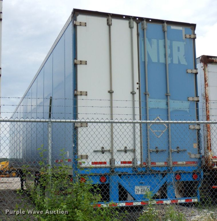image for item DM2327 2003 Wabash National  dry van trailer