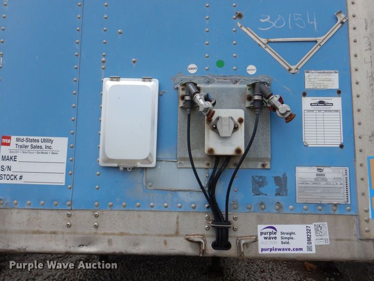 image for item DM2327 2003 Wabash National  dry van trailer