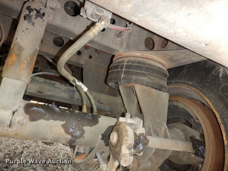 image for item DM2327 2003 Wabash National  dry van trailer