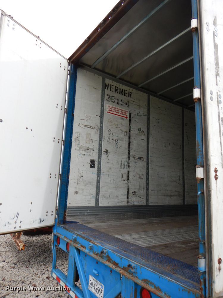 image for item DM2327 2003 Wabash National  dry van trailer