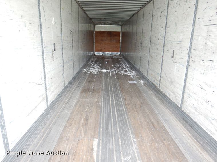 image for item DM2327 2003 Wabash National  dry van trailer
