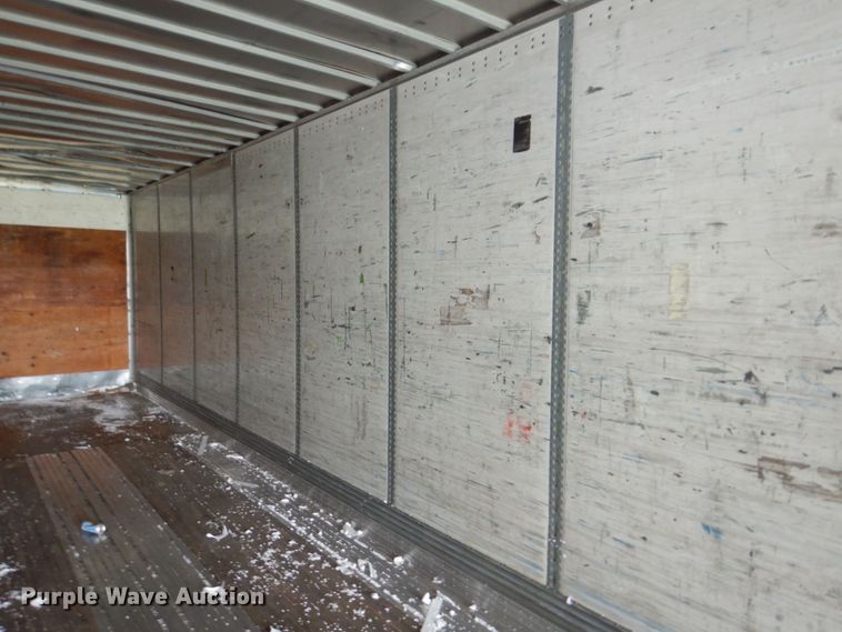 image for item DM2327 2003 Wabash National  dry van trailer