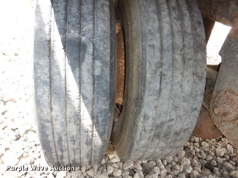 image for item DM2328 2003 Great Dane 7411TP-SA  dry van trailer