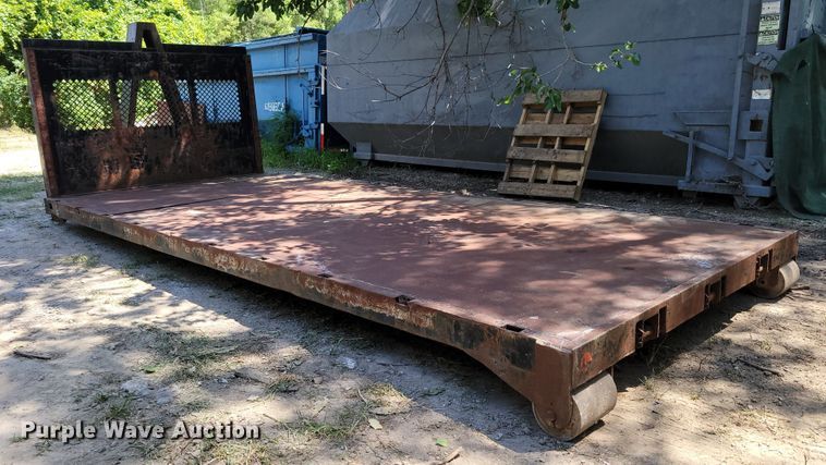 image for item DM2365 Hook lift flatbed