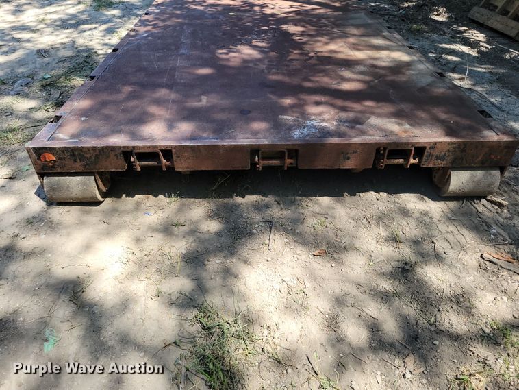 image for item DM2365 Hook lift flatbed