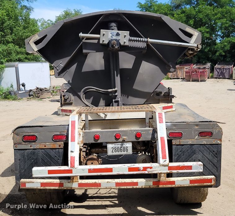 image for item DM2369 1998 Smithco SC2002  side dump trailer