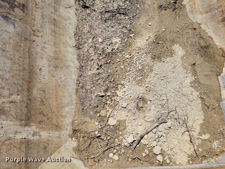 image for item DM2369 1998 Smithco SC2002  side dump trailer