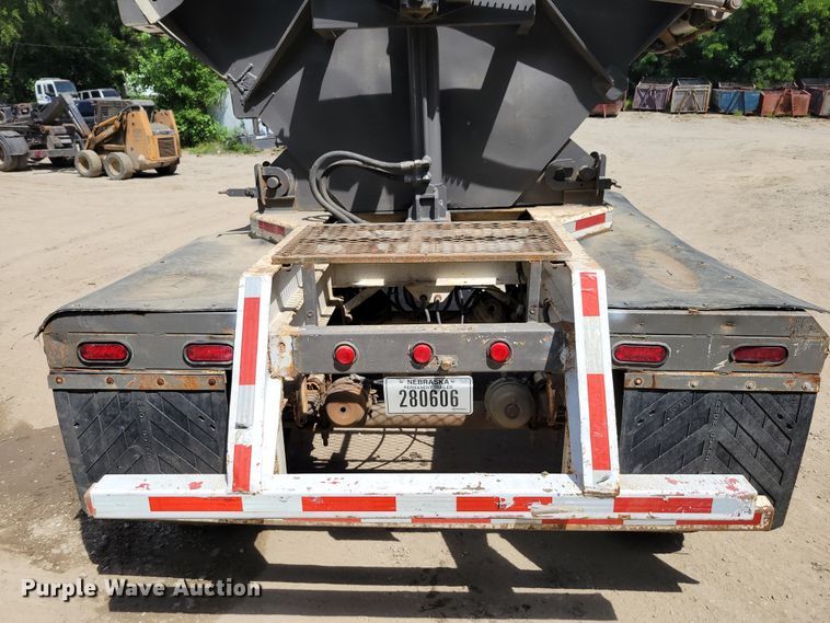image for item DM2369 1998 Smithco SC2002  side dump trailer