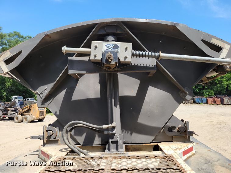 image for item DM2369 1998 Smithco SC2002  side dump trailer