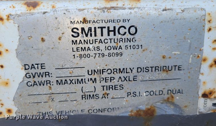 image for item DM2369 1998 Smithco SC2002  side dump trailer