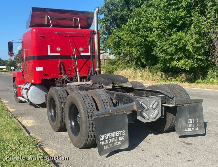 image for item DM4241 1994 Freightliner FLD  semi truck