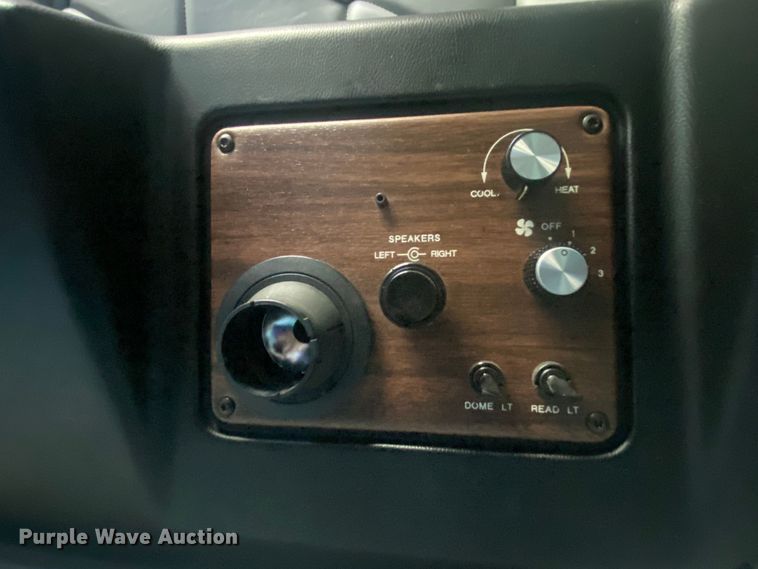 image for item DM4241 1994 Freightliner FLD  semi truck