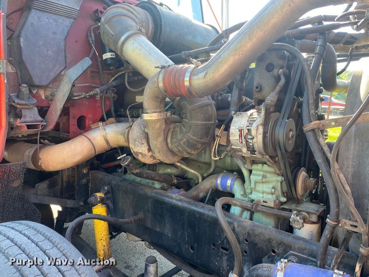 image for item DM4241 1994 Freightliner FLD  semi truck