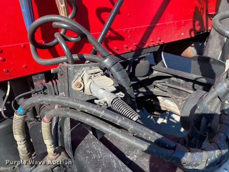 image for item DM4241 1994 Freightliner FLD  semi truck