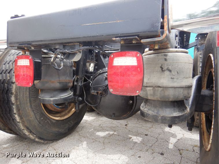 image for item DN0417 1999 Peterbilt 378  semi truck