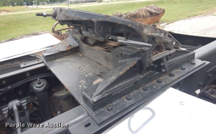 image for item DN0417 1999 Peterbilt 378  semi truck