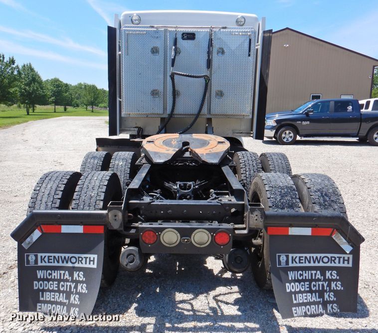 image for item DP4357 2012 Kenworth T660  semi truck