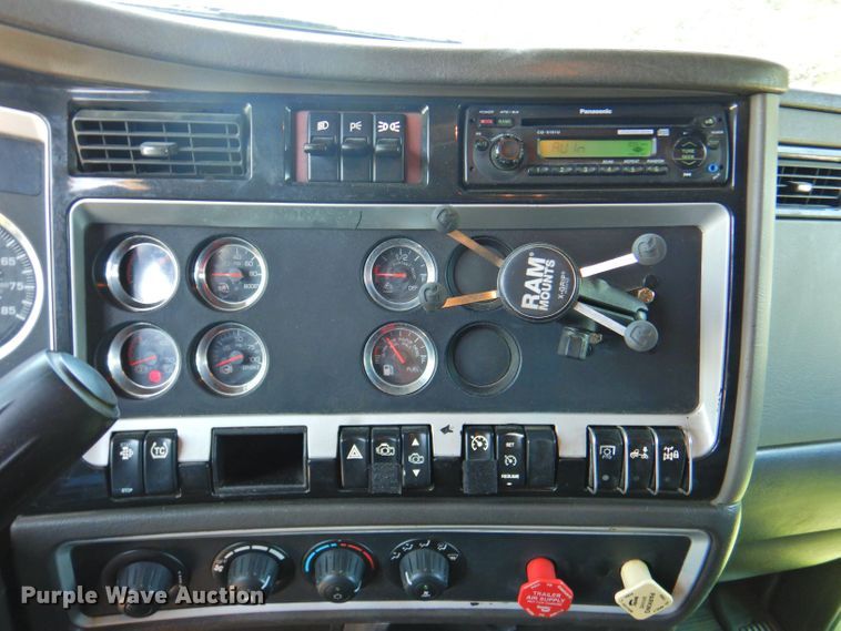 image for item DP4357 2012 Kenworth T660  semi truck